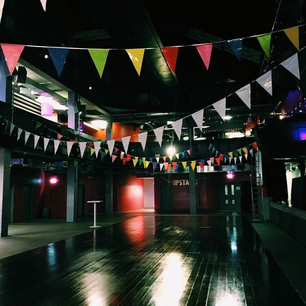 VelvetEntertain's tweet image. We transformed the amazing #buildingsix club at the @theo2london into a festival themed da… ift.tt/295MXFM