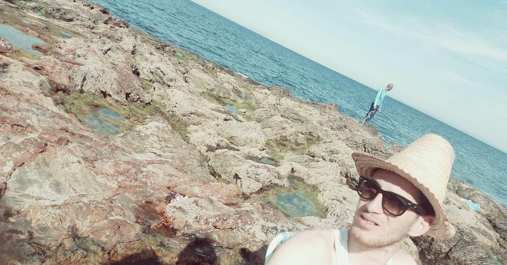 Mouh_Ralph's tweet photo. 🌞🎣🎣🏊✌ https://t.co/dhIQG4qdmT