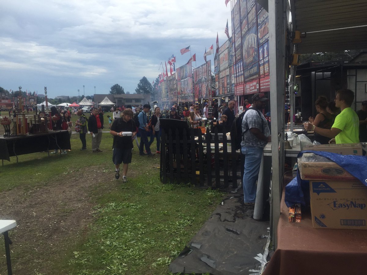 Open, already, on Canada Day, and as you can see the line has already begun. Love that Jack on the Bone BBQ! Mmmmm!!