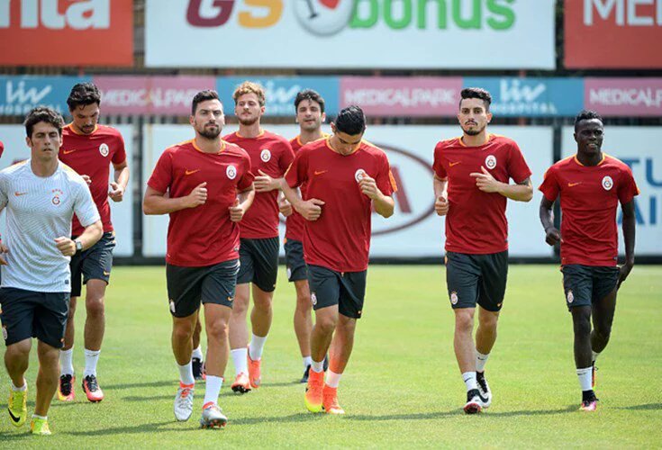 CmSfcM-WIAQEcDk.jpg