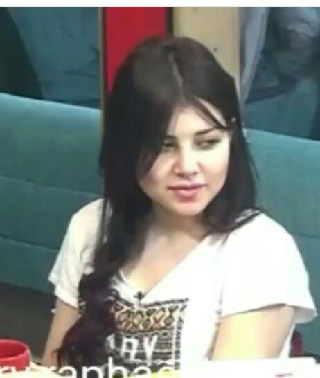 Khadijasaidy1's tweet photo. Follow please @HananeElkhader #HananeElkhader 👇👇 https://t.co/z5FbYJ1rKX #Somme100  #CanadaDay #makethefuture https://t.co/IO8gHmSt1Y