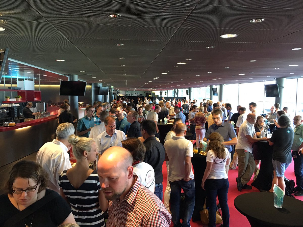 ramsyman's tweet photo. Nach getaner Arbeit das Vergnügen. Apéro am #cioliveext https://t.co/Uhm9BAmtTO