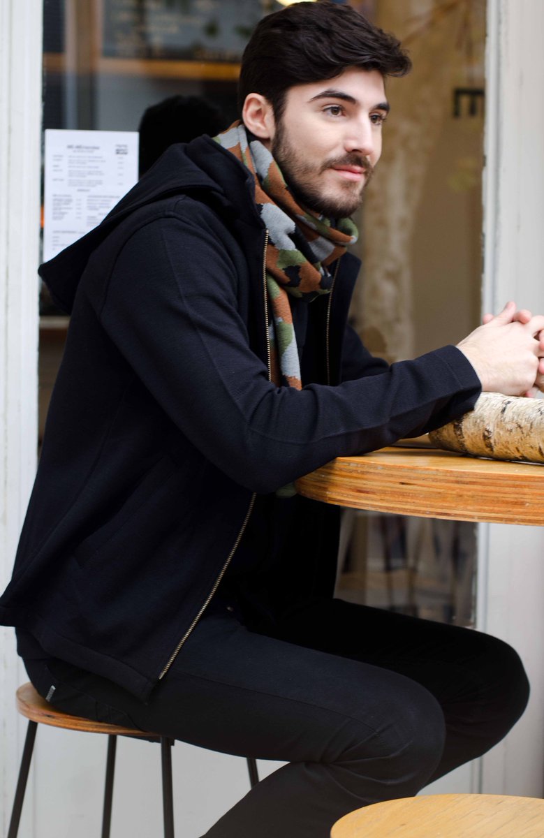 koshkilmoda's tweet photo. En esta foto, Polo Sorrento y Campera Ranco. Todo 100% lana merino orgánica.
#merino #wool #organik #woolmark https://t.co/R3g9HTrjDg