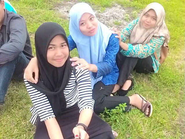 robiah16 tweet picture