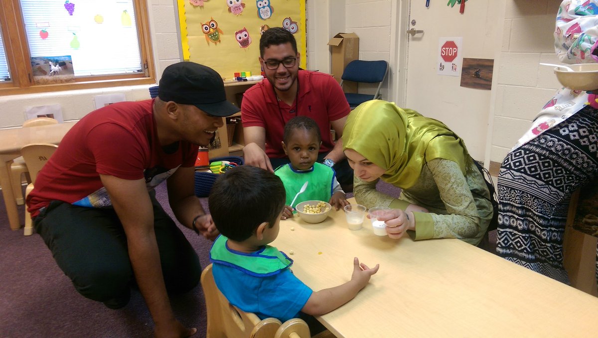 JAMiiEFiiSHER's tweet photo. Our #UDMEPI leaders made some new friends at the Hilltop Lutheran Neighborhood Center!  #UDGlobalSummer @UDGlobal https://t.co/LawRSOsbsn