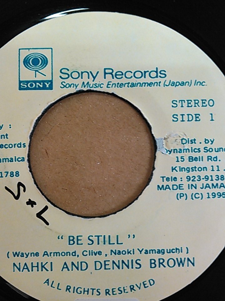 RAMBO_SHOW_LEE's tweet photo. Dennis BrownとコンビでリリースしてるNAHKIさんて やっぱ凄いよね
#貴公子 #Dennis_Brown #NAHKI https://t.co/J4bqS82Afd