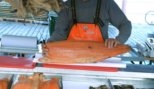 Les poissons fournissent des #oméga-3 et de la #vitamine D <a href="/LEXPRESS/">L'Express</a> #nutrition buff.ly/29aZg6G