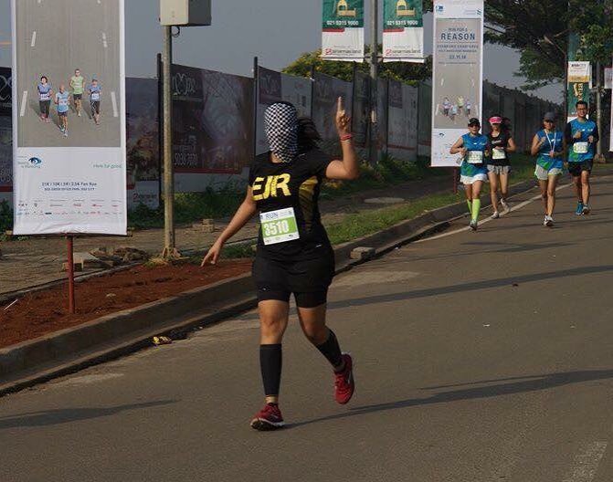 fraulein_ira's tweet photo. My Victory Pose for SCMS 2016!
Looking forward for a strong finish!
#SCMS2016DQ https://t.co/5LNBUqr4ye https://t.co/6SZbLwKKoZ