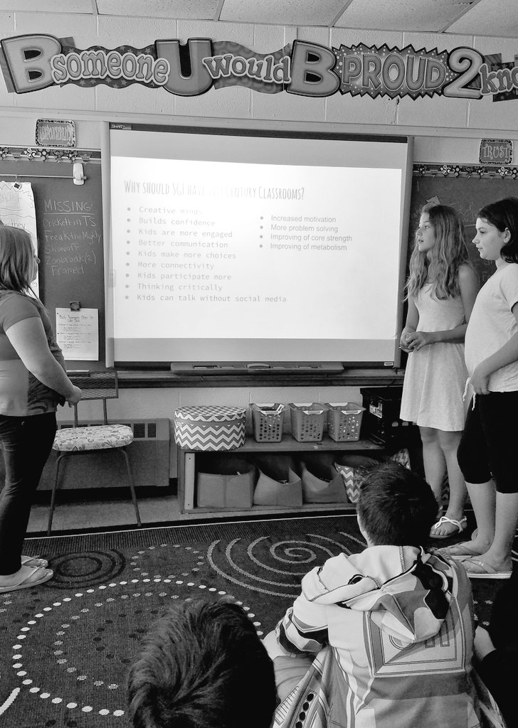 alissaamcdonald's tweet image. Here&apos;s why the 5th graders think @SGFSchools should implement 21st Century Classrooms 😊#argumentwriting #leadership