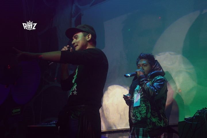 AxeerRmz's tweet photo. LiveSession https://t.co/wsZ0tiJ5gk