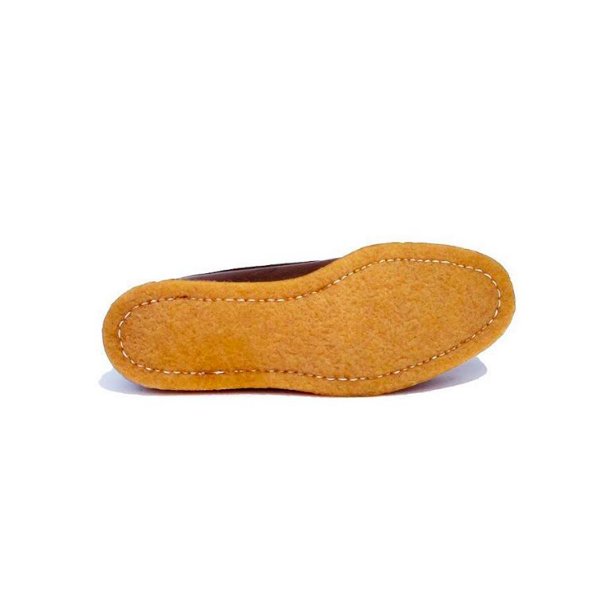 Bottoms up. Our redesigned Drivers have a crepe outsole that's keeps them lightweight those long summer nights.