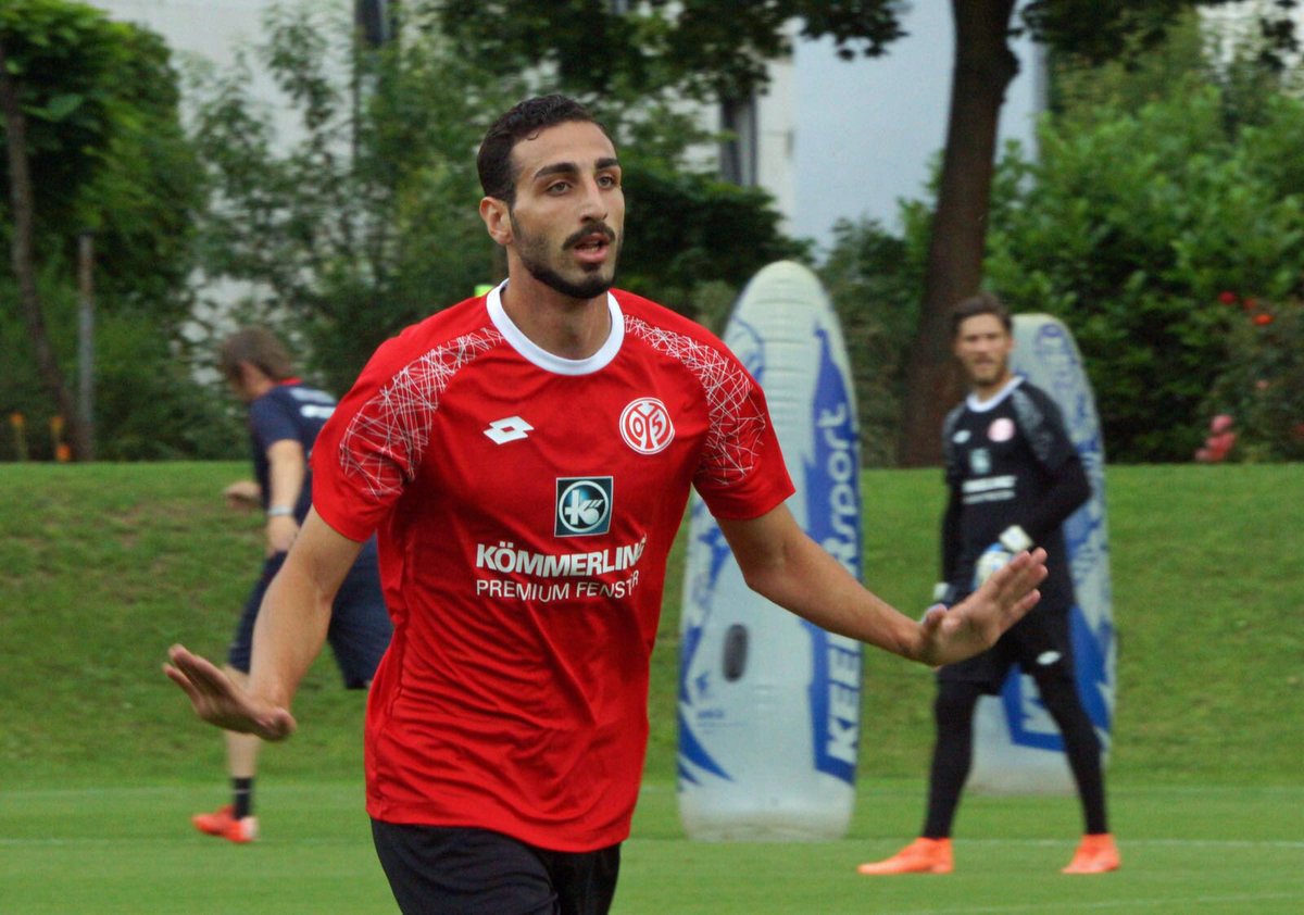 Josseroodriguez's tweet photo. 😀💨 @1FSVMainz05 💪💪 https://t.co/lyZyZdzci0