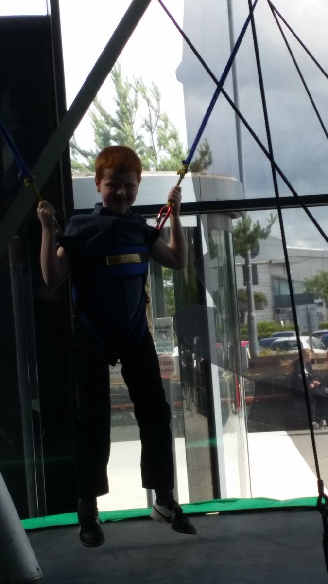 Nicmo89's tweet photo. @drumparkprimary Aaron had fun at laser quest and on bungee jumper at intu braehead. Big smiles. https://t.co/kBYh3PhdWi