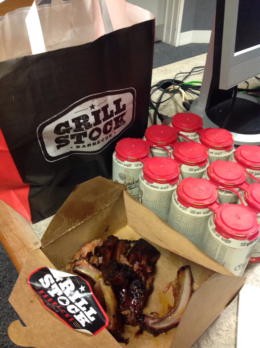 What makes a great BBQ? Stay tuned for <a href="/DrBBQ/">Ray Lampe</a> and <a href="/Tom_Herbert_/">Tom Herbert</a> from <a href="/grillstock/">grillstock</a> on the <a href="/laurarawlings/">Laura Rawlings</a> show 🍗🍖