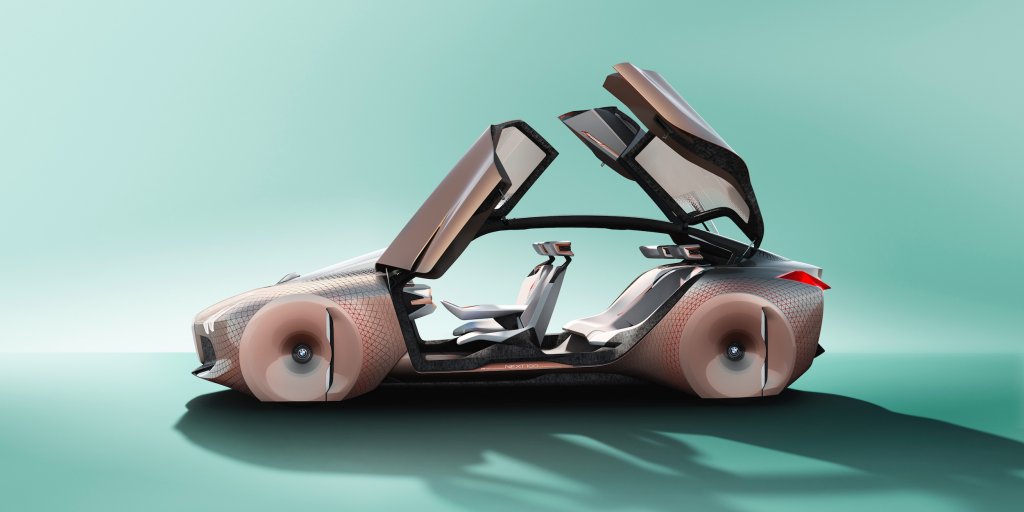 BusinessInsider's tweet photo. BMW just announced that self-driving cars are coming in less than 5 years https://t.co/b29M8fHtXz https://t.co/vWxhysB3rr