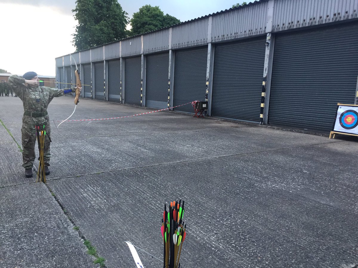 Great night visiting <a href="/204Sqn/">204 Air Cadets</a> tonight to administer exams. I also managed to have a go at archery! 🏹