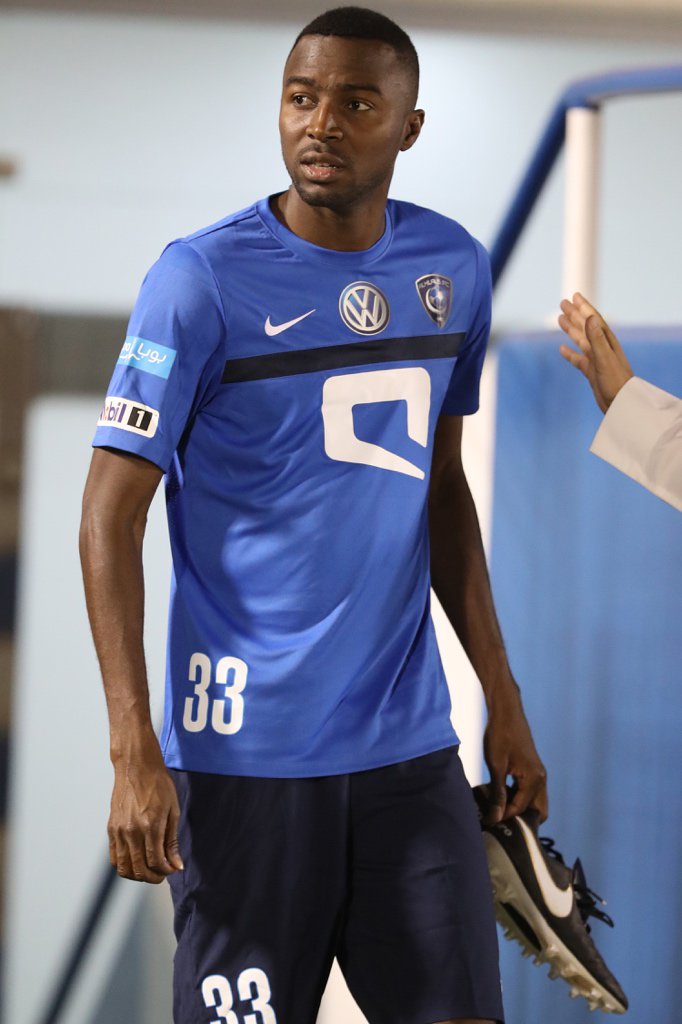 Alhilal_FC's tweet photo. شارك الدولي المنضم حديثًا  "أسامة هوساوي" مساء يوم الجمعة بفعالية  في مران فريق #الهلال الأول لكرة القدم. https://t.co/Qm2HCedNF5