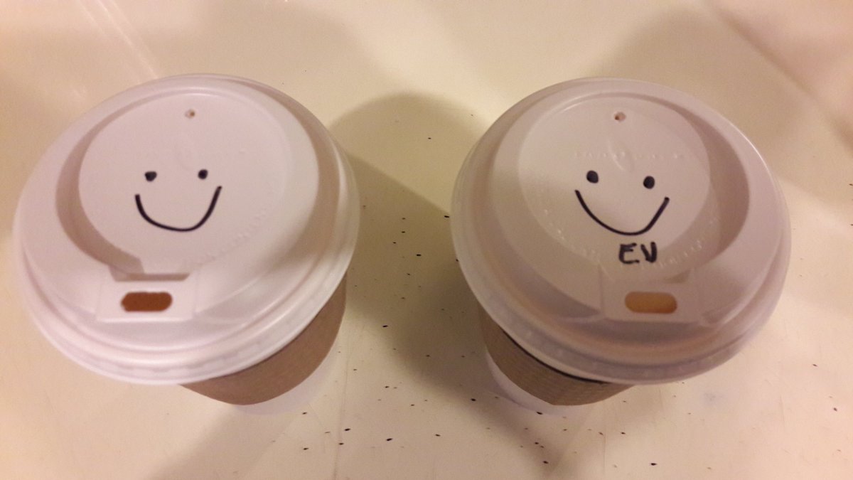 SurCafe598's tweet photo. Van en camino @29octubre https://t.co/YdzCGjWD04