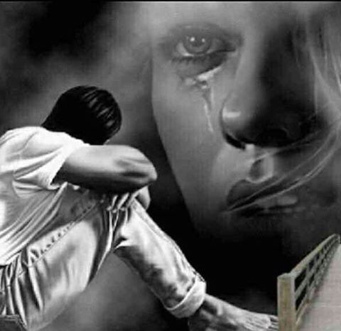 وحين ذكرتك بيني وبين نفسي
بكيت شوقا في احضان الليل
وتساءلت..!!
كيف جمع هذا الحب بصدري
كيف وانا ازفره ندما!!