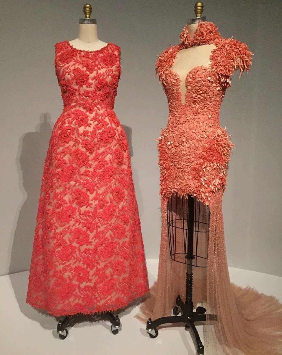 FashionweekNYC's tweet photo. 4th of July Weekend Plans: Go see the #ManusxMachina 'Fashion in an Age of Technology' @metmuseum Exhibit https://t.co/A61jhQzCR3