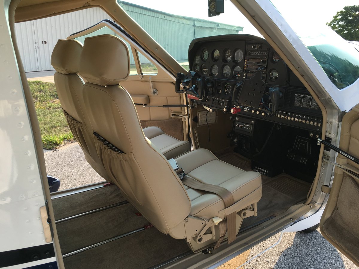 Dave Graham (@freeflightdave) on Twitter photo No let up in #ADSB installations.Another <a href="/FreeFlightSys/">FreeFlightSystems</a> #RANGR system installed. #FLYINGfriday #avgeek #pilotlife No let up in #ADSB installations.Another <a href="/FreeFlightSys/">FreeFlightSystems</a> #RANGR system installed. #FLYINGfriday #avgeek #pilotlife