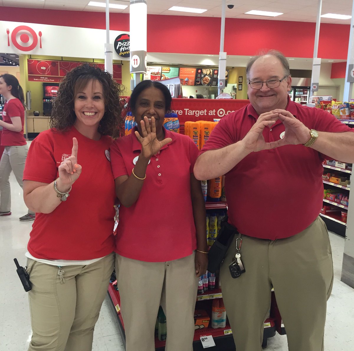 Linnea Blood tweet media