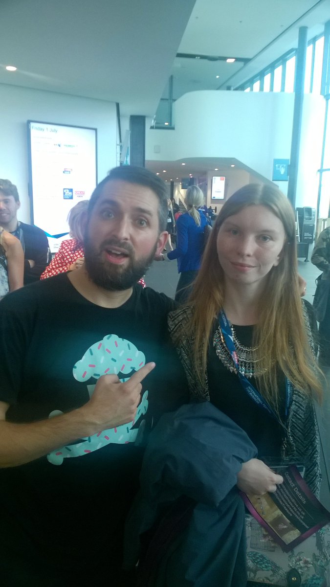 RoxiiesTreasure's tweet photo. Great to meet @JohnnyCupcakes at @yourECL @AccelerateBrit fab talk thanks for the advice :) #Accelerate16 #crosbynet https://t.co/F0ZJmvES6j