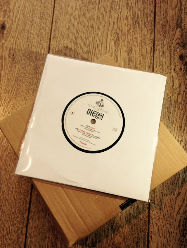 OhDearVegas's tweet photo. Restez connectés... On vous offre bientôt des vinyles de "Summer Wolves" ! ;) https://t.co/C5bhs9XWdw