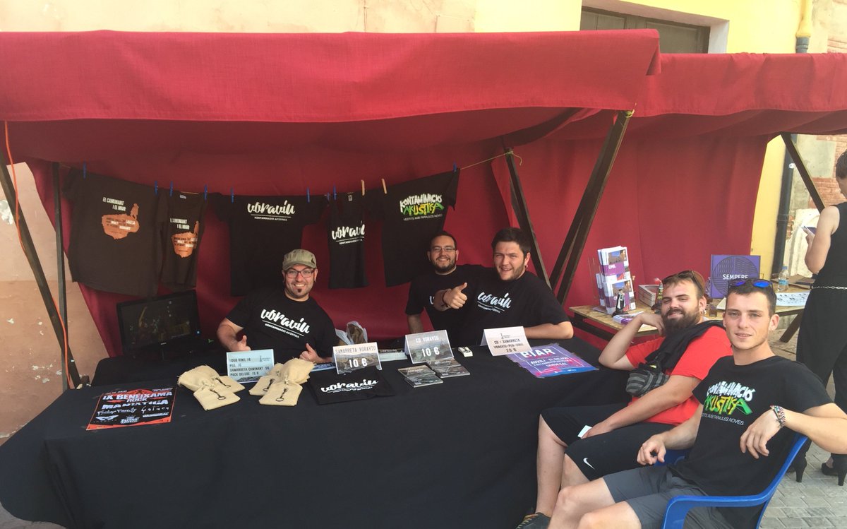 KAkontaminacio's tweet photo. Hui i demà estarem tot el dia a la #FiretadeBiar amb camisetes i les últimes entrades a 5 € del #BiarFest https://t.co/lVNrV2FOHp