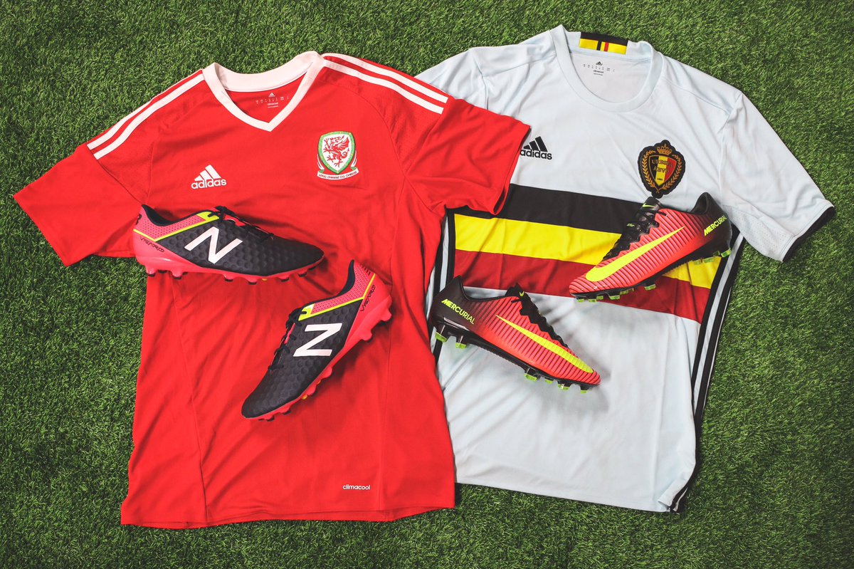 soccerdotcom's tweet photo. Giveaway! If #WAL wins, we'll give away a 🐲 home jersey + a pair of @NBFootball Visaros. RT and follow to enter! https://t.co/Zq0JGgufNB