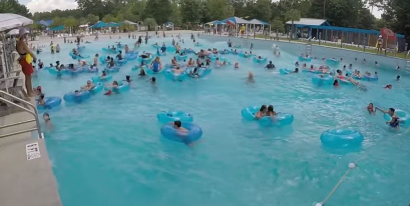 MPRnews's tweet image. If you're going swimming over the holiday weekend, stay safe. Know the signs of drowning ow.ly/D96s301PTgC