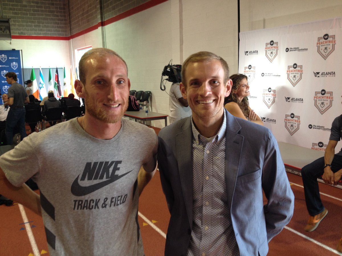 Separated at birth? <a href="/ajcprr/">AJC Peachtree Road Race</a> defending champ <a href="/scottoverall/">Scott Overall</a> &amp; boss man  @jauntingjourno reunited at #ajcprr press conf