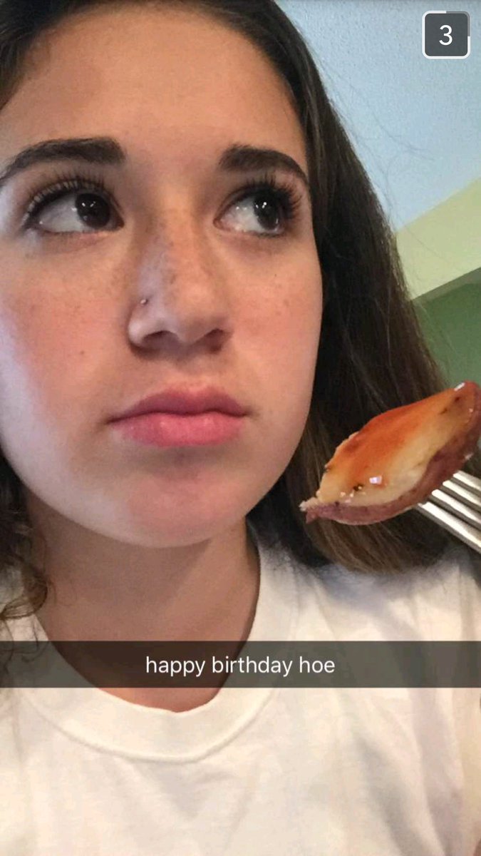 karl_th_flem's tweet image. Happy birthday hoe @alexiasaavedra