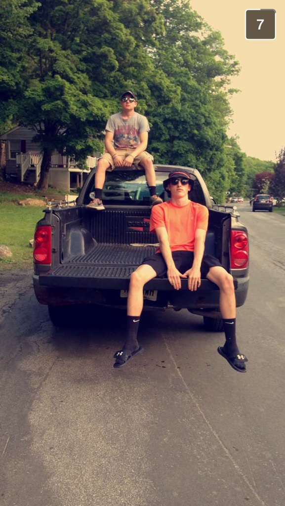 Happy birthday to my boy who died at my house <a href="/AidenDavis58/">Aiden</a>