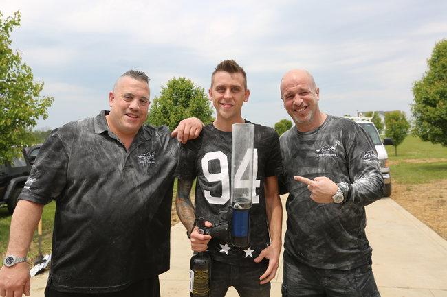 AnimalPlanet's tweet image. Get ready to laugh tonight with YouTube star @RomanAtwood on the #Tanked season finale! @waydeking @brettraymer