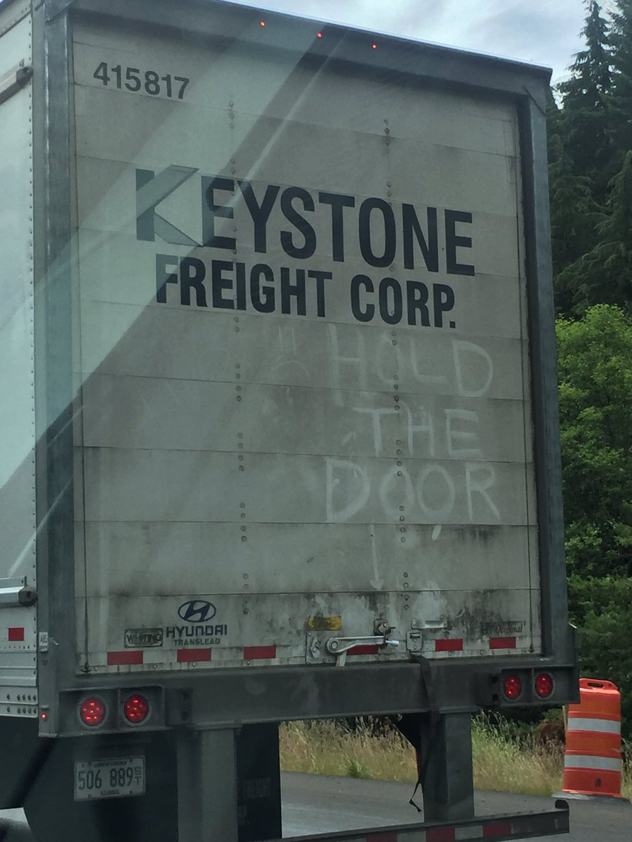 TirzahKincheloe's tweet image. Will do, Keystone. Will do. #FirstHashtag #HoldTheDoor