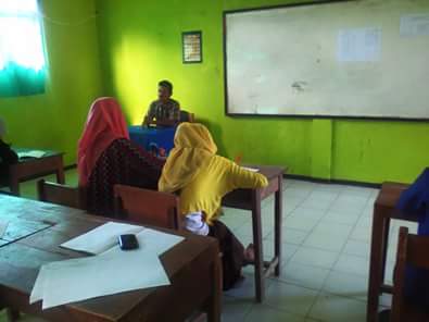 ipnuippnublora's tweet photo. Materi ke 3 MAKESTA IPNU &amp; IPPNU Kec Randublatung oleh Senior IPNU Rekan Khusairi https://t.co/TkUy2ci2Nb