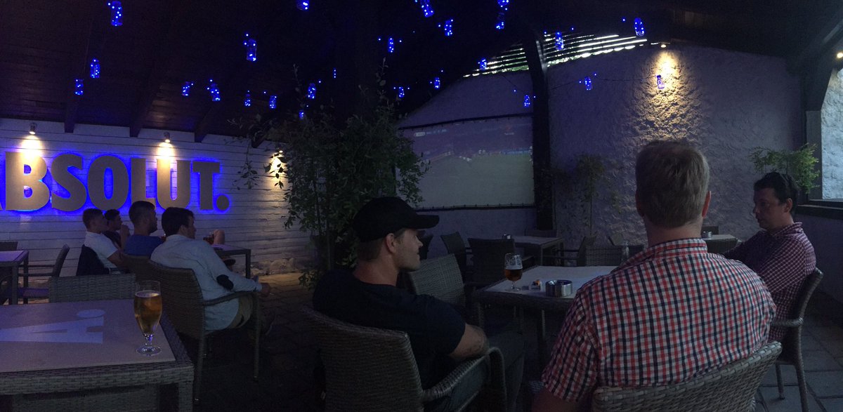 Esam atvērti un skatāmies futbolu. Gaidīsim ciemos! #Cēsis