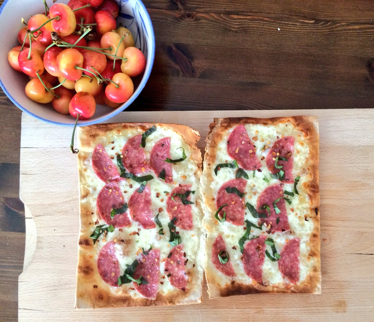NotMichelleWong's tweet photo. Fresh basil elevates even the simplest of snacks #homegarden #chefWong https://t.co/TPNaQpwNH0