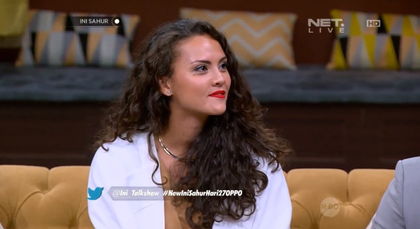 mdtvindonesia's tweet image. Wah jangan macem2 lho ke @simonejulia soalnya dia pernah juara Jujutsu hihi #NewIniSahurHari27OPPO