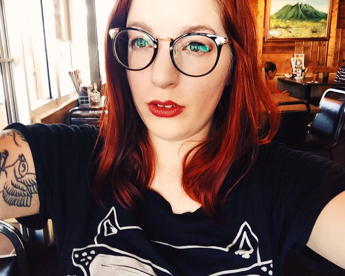 new specs, who dis?   🤓🤓🤓🤓🤓🤓🤓 https://t.co/41i2XxLGDz