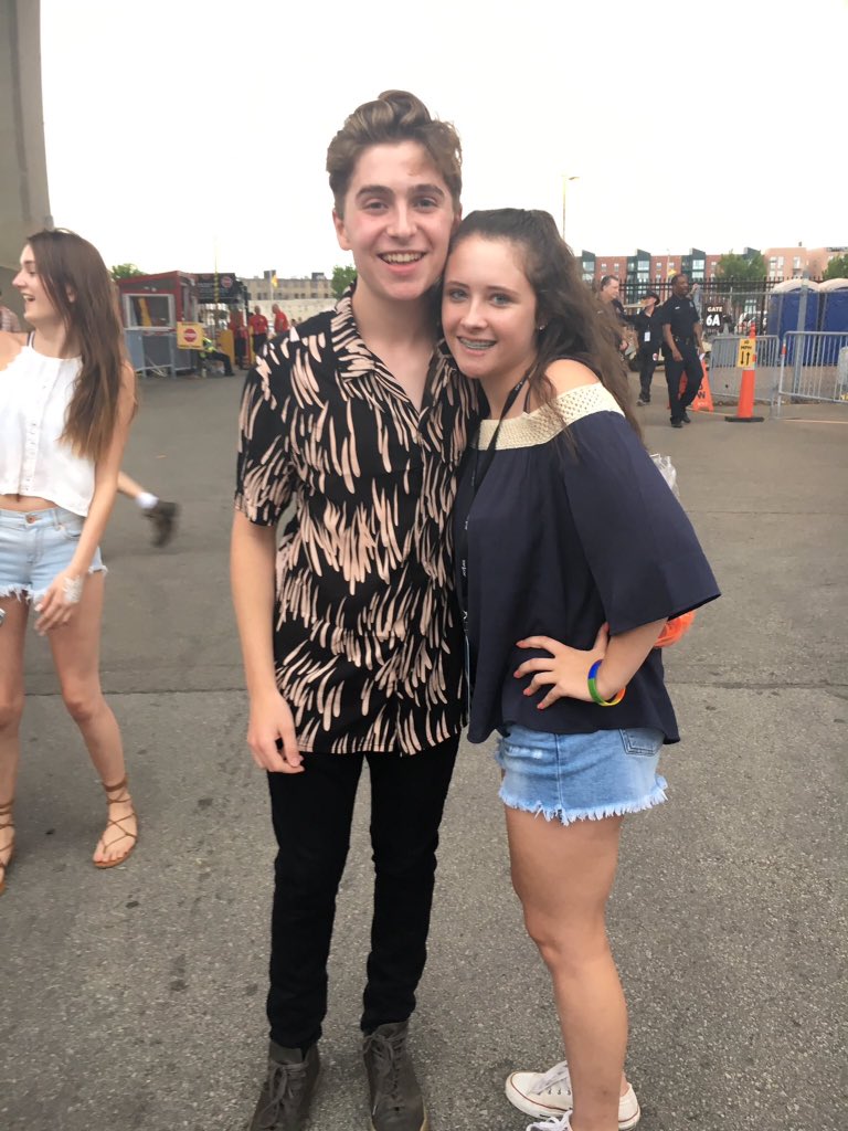 gavinaccess's tweet image. Gavin with fans at Summerfest last night