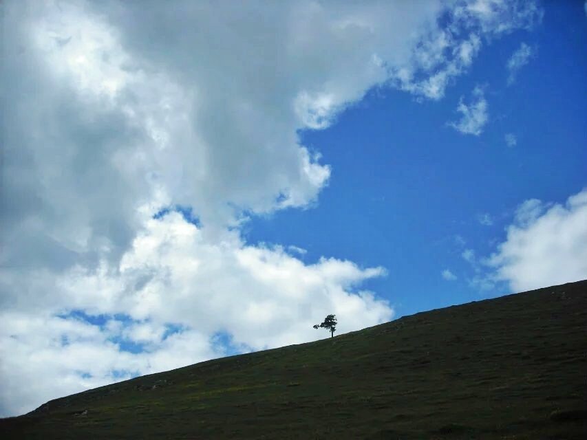 yulinPhysics's tweet photo. #Dofe Best way to make yourself appreciate your present life is to go on an expedition... https://t.co/9FDSeeyQd6