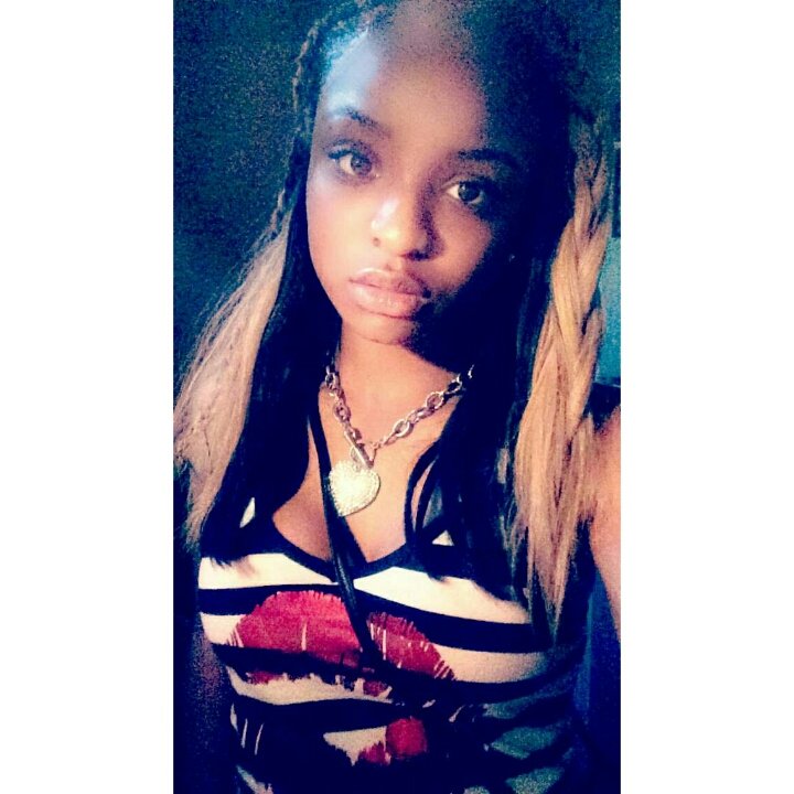 LucyLuc__'s tweet photo. Simply fine asf😝😍. https://t.co/OvE2nGaQti