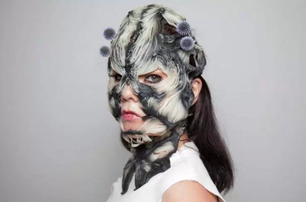 TechCrunch's tweet photo. Björk will wear 3D-printed masks in upcoming shows because Björk https://t.co/caf67VKpiZ https://t.co/CGRlrv5tEc