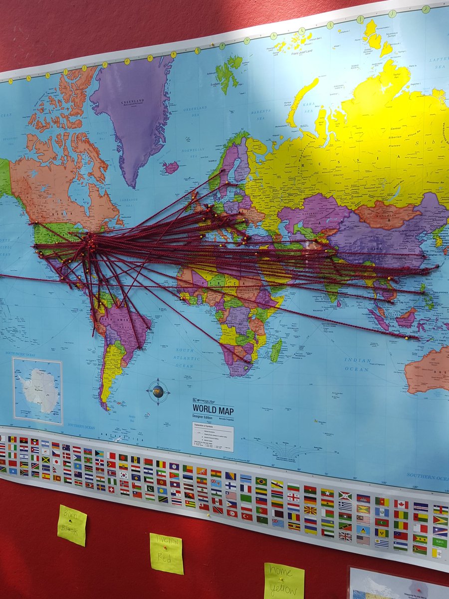 beccaquick4's tweet photo. People from all over are coming to the Smithsonian Folklife Festival! #onthemove @AmericanAnthro https://t.co/tH4yff8SP4
