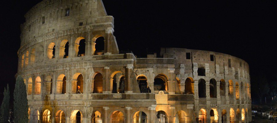 A3Noticias's tweet photo. El Coliseo vuelve a lucir su esplendor tras tres años de restauración https://t.co/Vxa9T3PboW https://t.co/k4uDTBv8eW