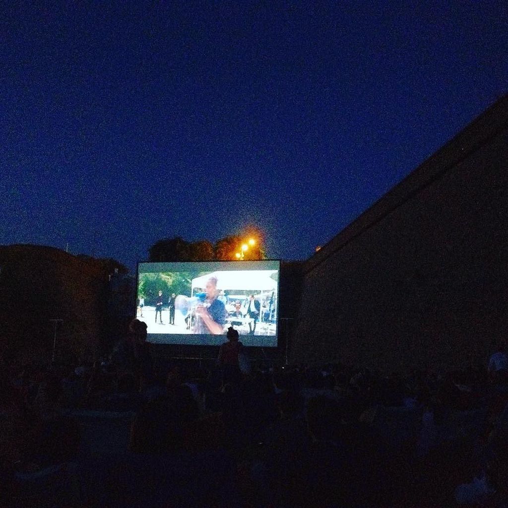 vverges's tweet photo. Cinema a la fresca. Montjuic. Truman #salamontjuic #jafaunany #hemfetsort https://t.co/6C7uXmmsSx https://t.co/bU1qM8YEHs