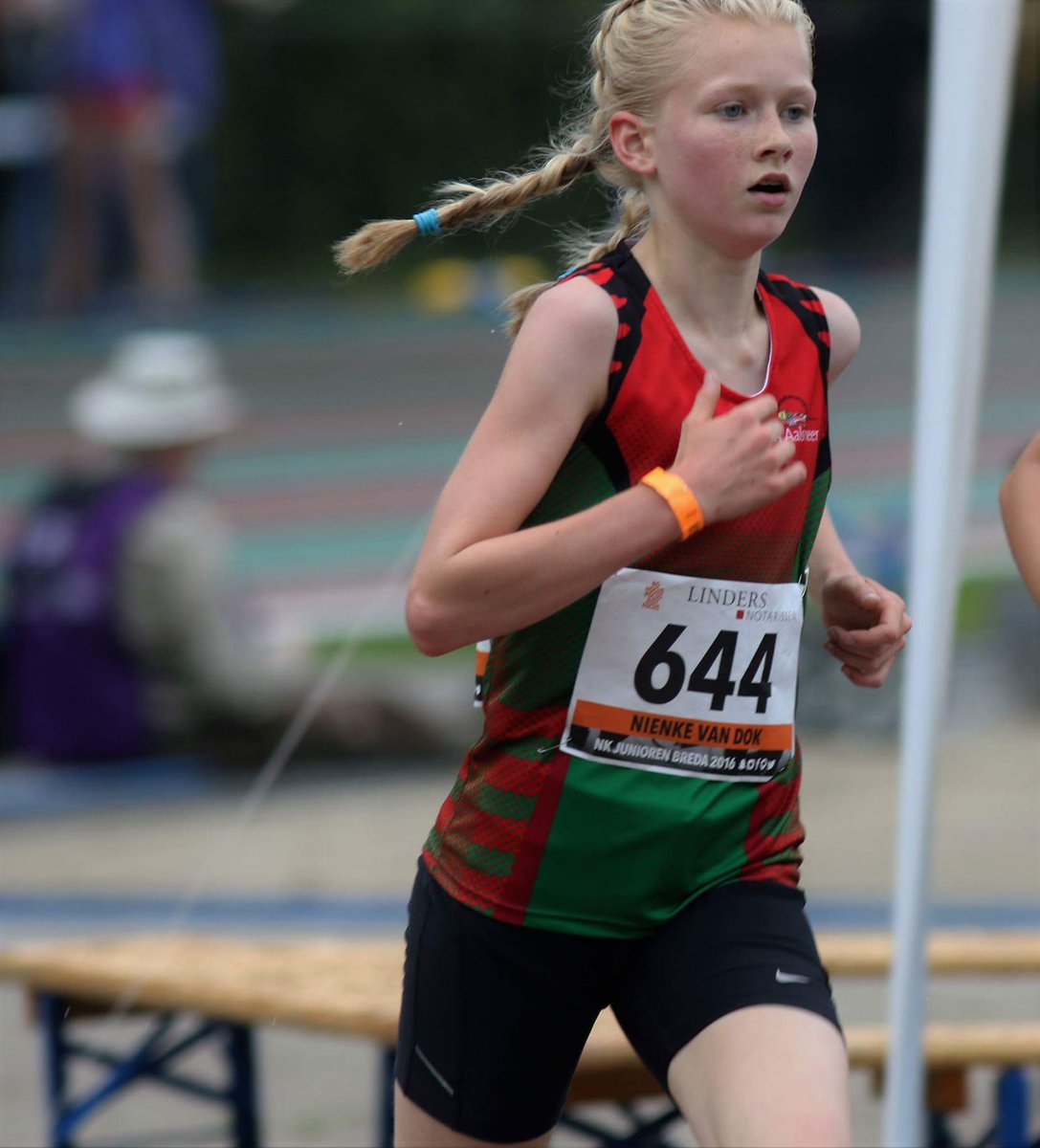 Wow: <a href="/AVAalsmeer/">AVAalsmeer</a> atlete Nienke van Dok  (1e jaars C) liep in de B junioren race <a href="/NKJunioren/">NK Junioren</a> 3000m naar 10.19.73 / 7e