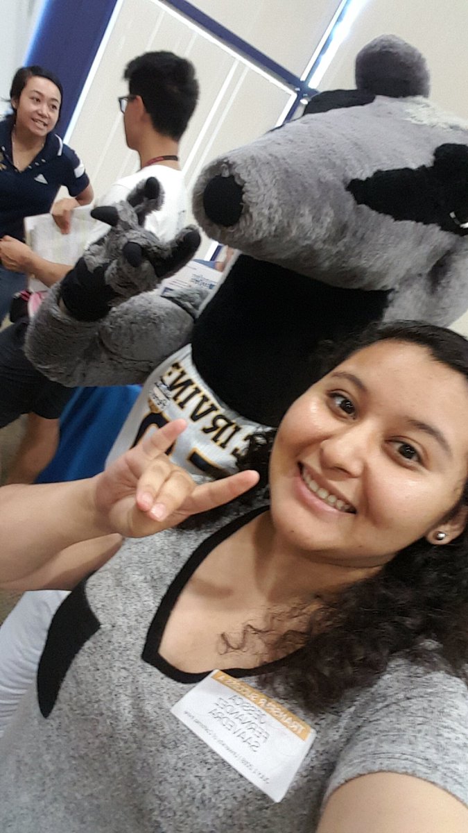 Jessicafs94's tweet photo. Peter the Anteater #spop16 #togetherweZot #ucIrvine #incomingtransfer https://t.co/xnpD8a13TE